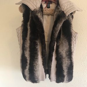 Fur/knit vest